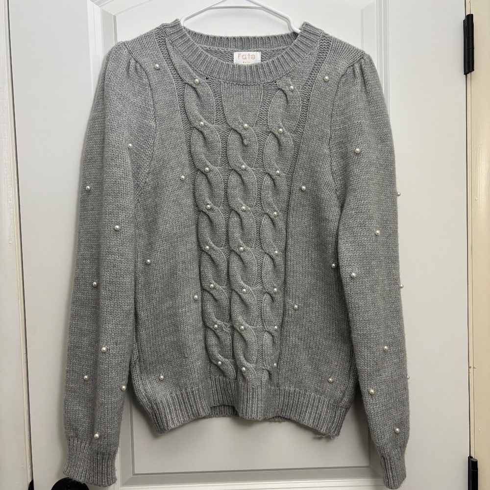 *NWOT* Pearl Accented Cable Knit Sweater/ Women's Small